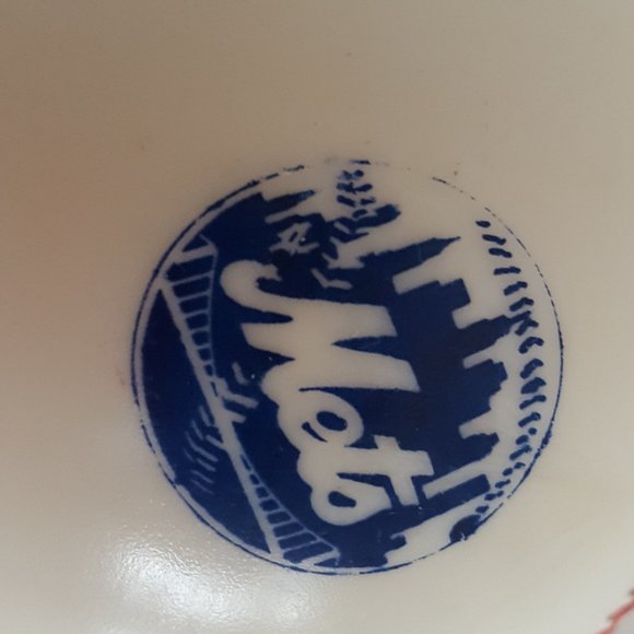 VIntage New York Mets Manufacturers Hanover Trust Plastic Baseball Bank … - Picture 3 of 16